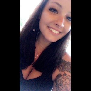 Meet your Posher, Alyssa